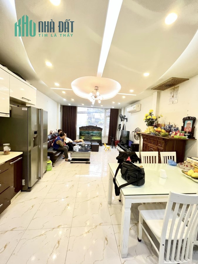 Bán nhà mặt phố Phúc Xá, Ba Đình, mặt chợ, vỉa hè, ô tô tránh, 55m, 6 tầng , 13,6 tỷ.