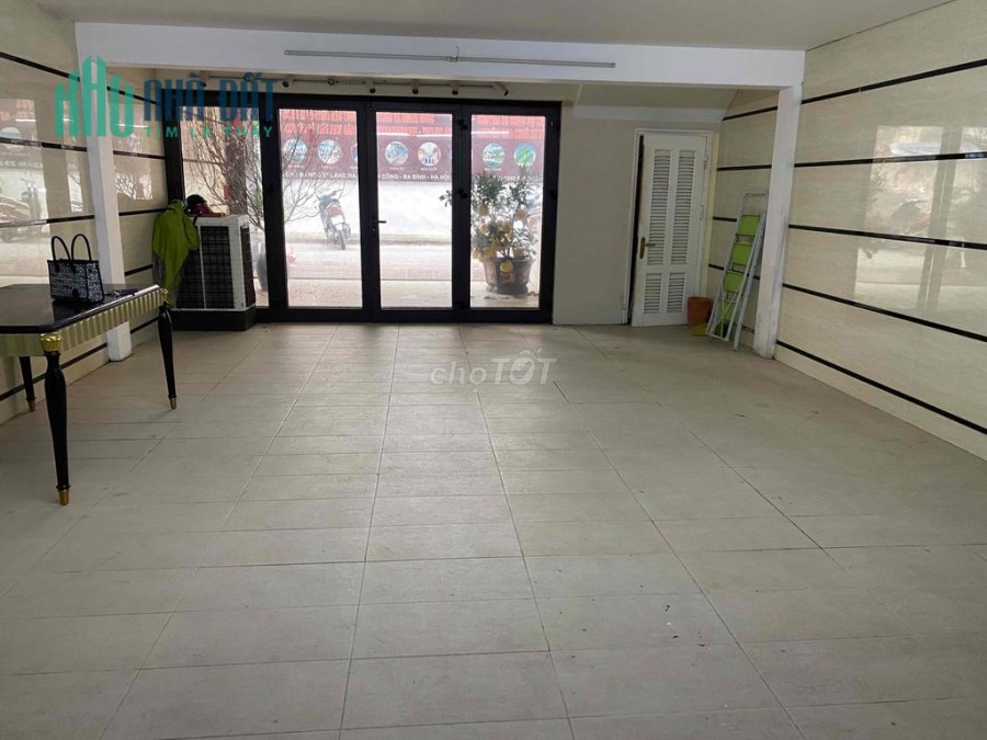 Cho thuê tầng 1 làm mặt bằng kinh doanh tại ngõ 57 Láng Hạ, Ba Đình