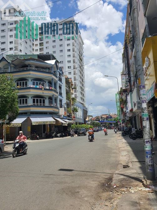 Bán Nhà MT Đường Hoa Sứ, Khu Đường Hoa Q.Phú Nhuận, 64m2, Giá Chỉ 9,9 Tỷ TL