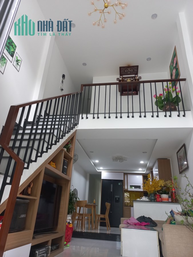 Nhà Hoà Cường Bắc, Hoàng Thúc Trâm, Ô tô 5.5m, 68m2, đẹp