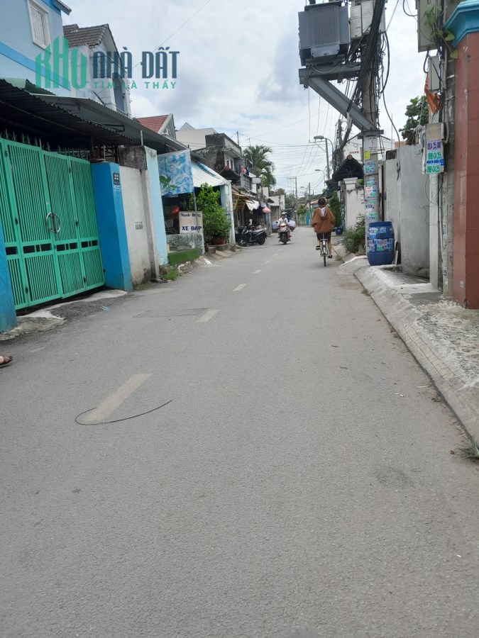 Bán gấp nhà HXH đẹp 2 tầng BTCT, Linh Xuân, Thủ Đức _ 4 tỷ