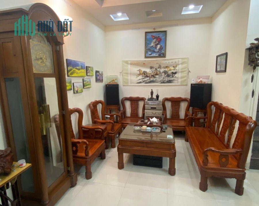 NHÀ ĐẸP DÂN XÂY – TRUNG TÂM CẦU GIẤY – KINH DOANH, MẶT TIỀN KHỦNG 8M – 7,5 TỶ