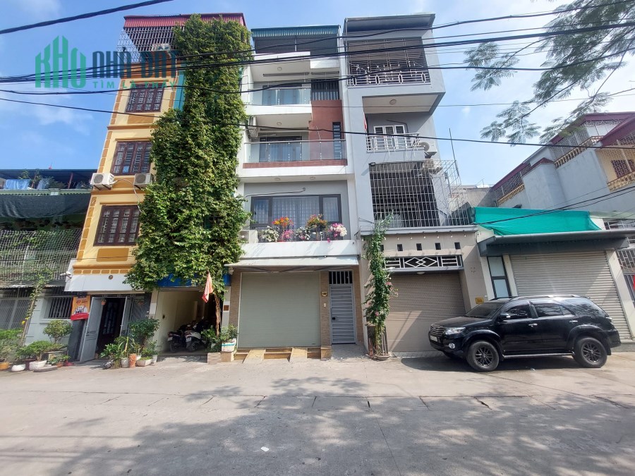 Nhà Nguyễn chính oto tránh nhau 30m2 x5T,giá 5,1tỷ