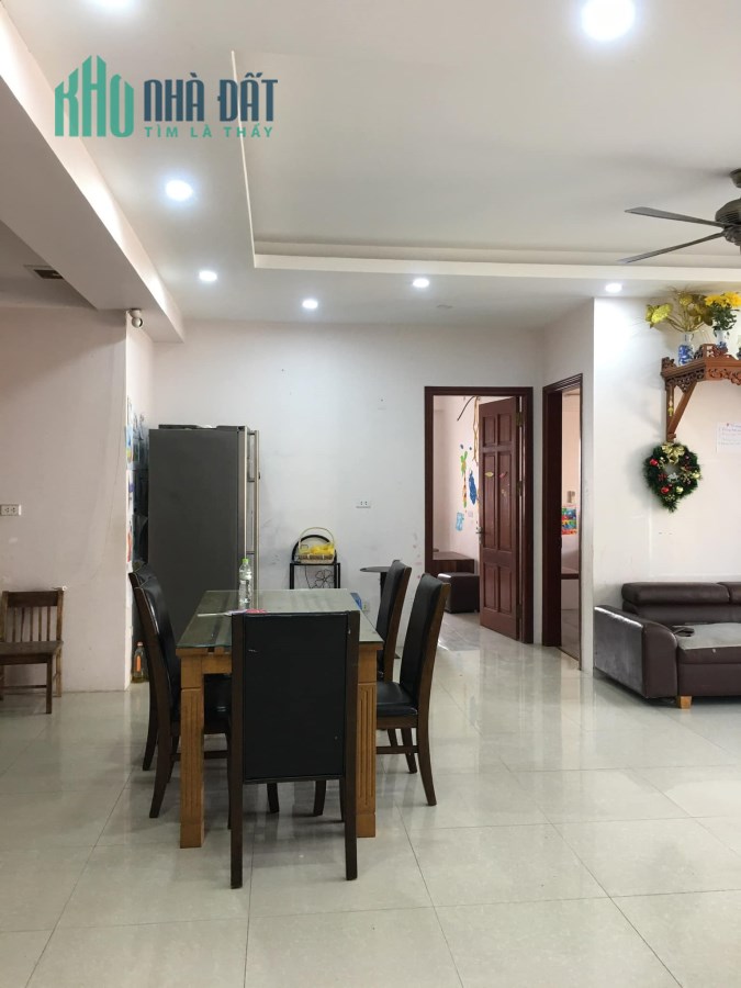 Chính chủ cho thuê căn hộ tầng trung, chung cư Xuân Mai 78m 3 ngủ full đồ giá thuê 11tr/ tháng