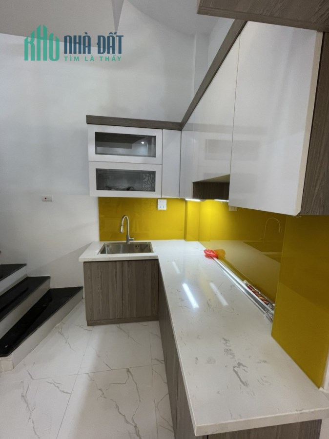 BÁN NHÀ SIÊU HIẾM HÀO NAM - NGÕ BA GÁC CHẠY VÙ VÙ - GIÁ SIÊU NGON - PHẢI THẬT NHANH LH 0966037496