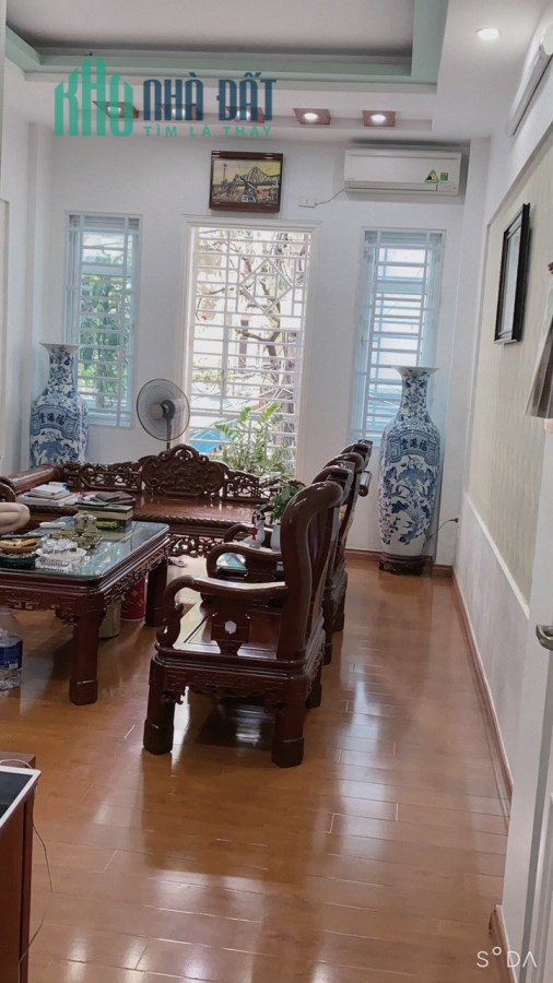 Bán nhà Phạm Tuấn Tài, phân lô Cầu Giấy, 46m2 x 6 tầng, vỉa hè, ô tô tránh, kinh doanh, 11.8 tỷ.