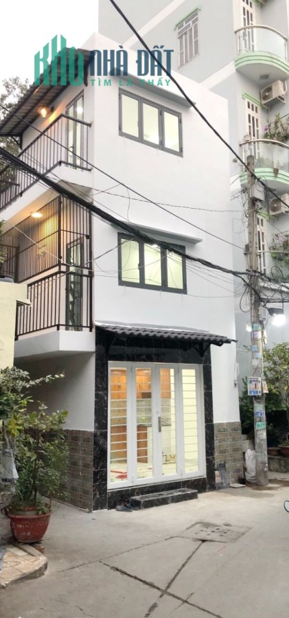 Nhà mới 3 tầng hẻm gần MT Nguyễn Duy P9 Q8 giá 1tỷ950