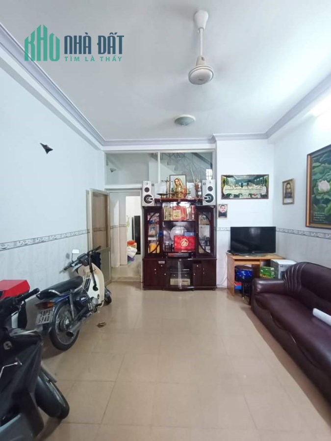 TÔI CHỦ BÁN NHÀ ĐẸP 4 LẦU MẶT TIỀN HẺM XE HƠI 5M KHU VIP Đ. NGUYỄN THÁI BÌNH, Q TÂN BÌNH GIÁ CHỈ 12
