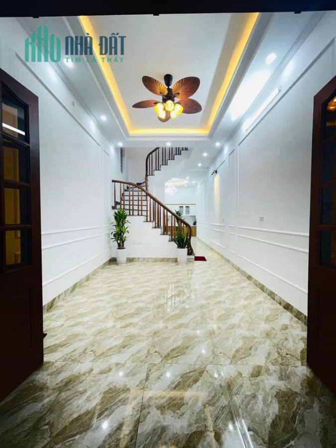 BÁN NHÀ PHỐ CHÍNH KINH, THANH XUÂN. DÂN TRÍ CAO, AN NINH. DT52M2, 4 TẦNG. Chỉ 6.8 tỷ.