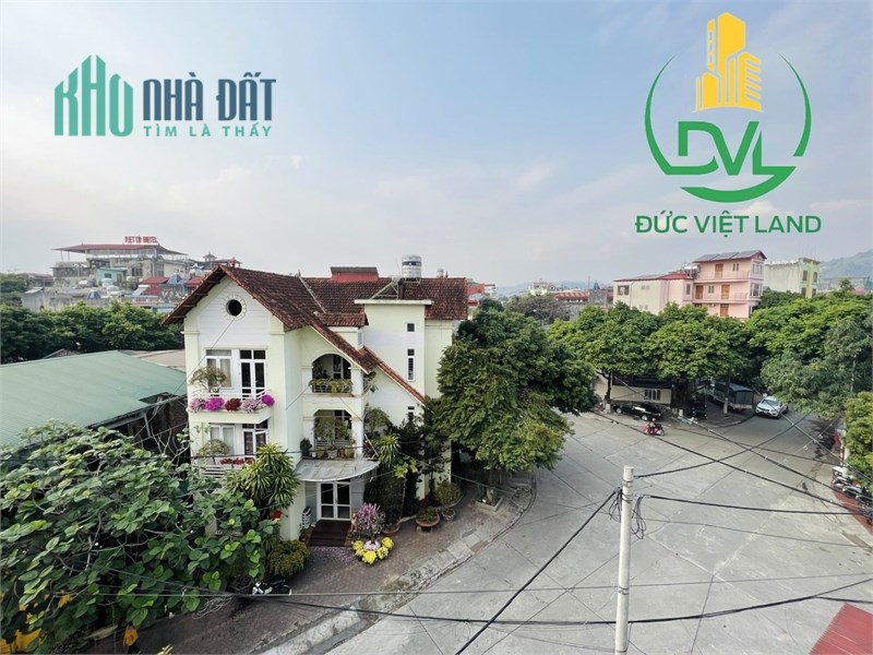 BÁN NHÀ MẶT PHỐ TRUNG TÂM TP LÀO CAI DIỆN TÍCH 80 M2 VỚI GIÁ 3 TỶ 3