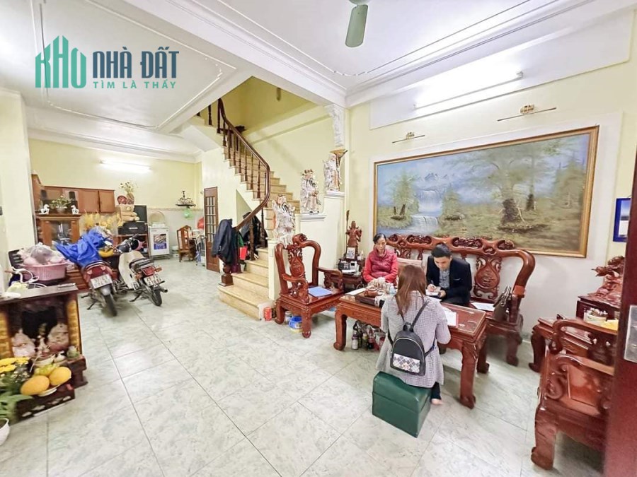 Chính chủ, Bán nhà Ngõ 389 Phố Vọng, Hai Bà Trưng
DT 64 * 4  - Mặt tiền 4.5m - Giá bán 6.5 tỷ