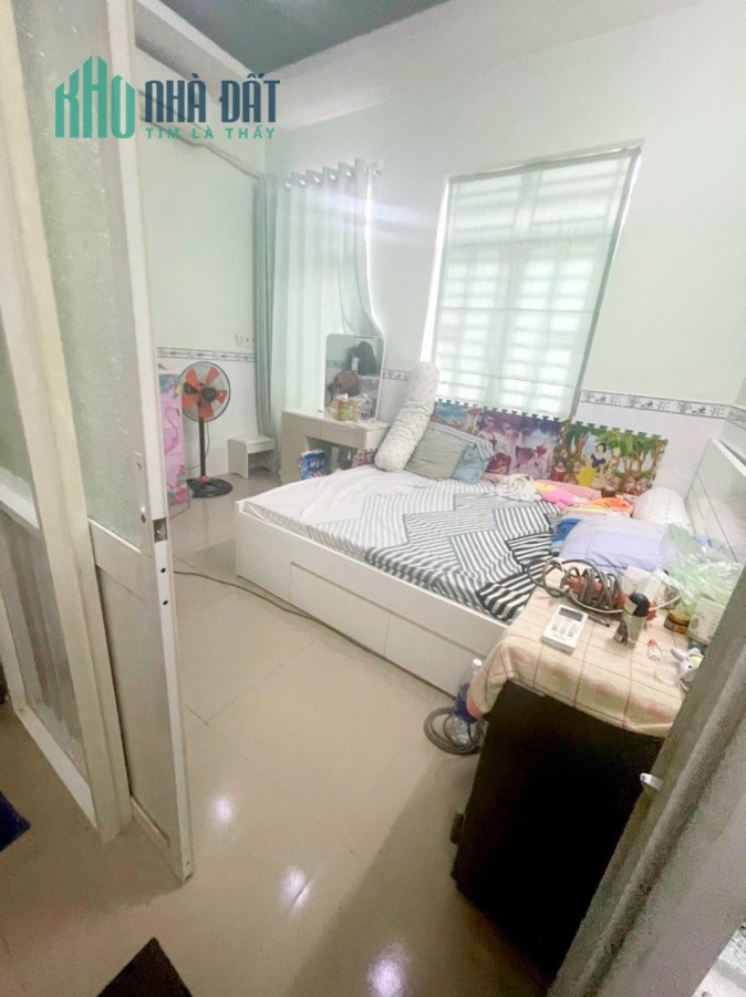 Bán nhà mặt tiền hẻm 101 Bùi Minh Trực 4 tầng P5Q8 giá 4tỷ8