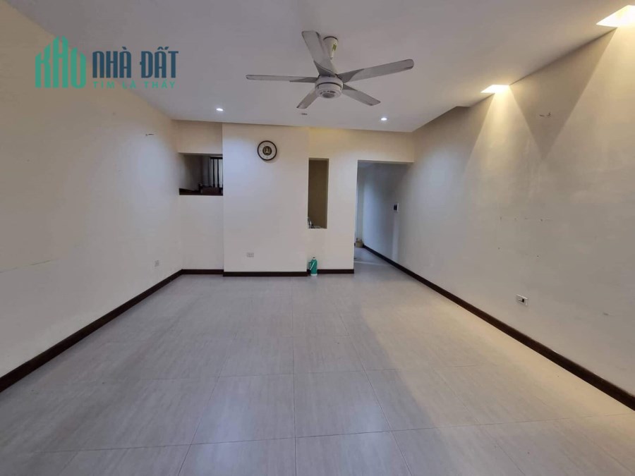 Cần Bán Nhà Nghĩa Tân, Cầu giấy 75m 4T Ô tô, Kinh doanh nhinh 13 tỷ