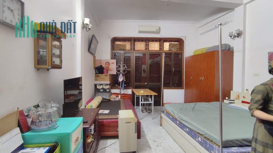 CẦN BÁN GẤP NHÀ LIỀN KỀ VĂN KHÊ