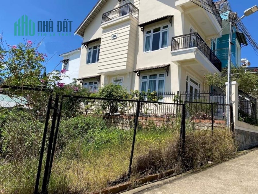 Cần Bán Gấp Đất Biệt Thự Đường Vạn Hạnh P8 Đà Lạt