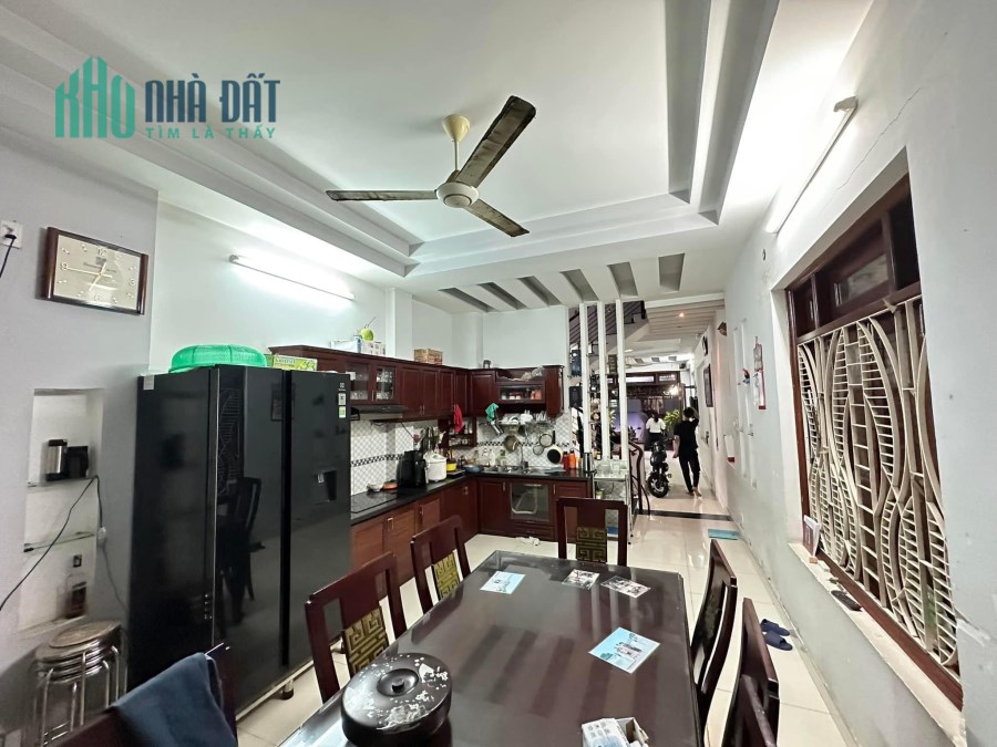Bán nhà MT Diệp Minh Châu, Tân Sơn Nhì, Dt 4x18m, 4 Tầng, 5PN, giá:15.3 tỷ