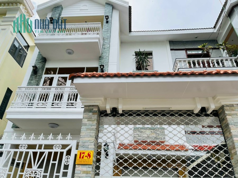 Bán biệt thự 2 lầu  mặt tiền đường số 9 KDC công ty 8 ( hưng phú 2 ) . Giá rẽ