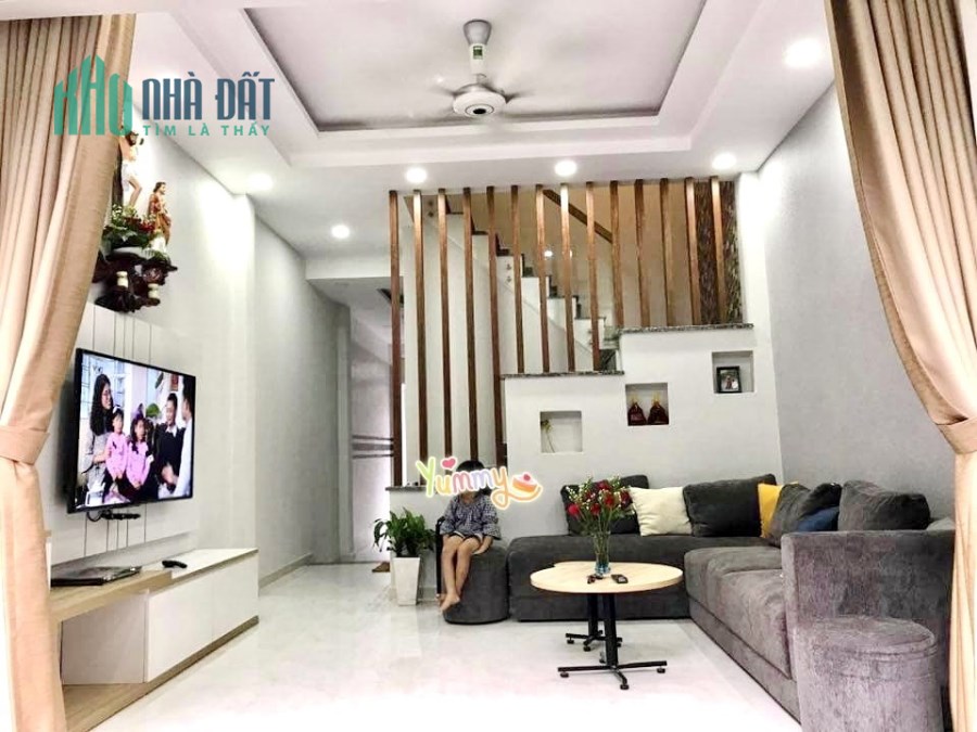 Bán nhà 2 mặt HXH 50m, Ngang 4.3m Trần Văn Quang Tân Bình, Sổ Vuông A4