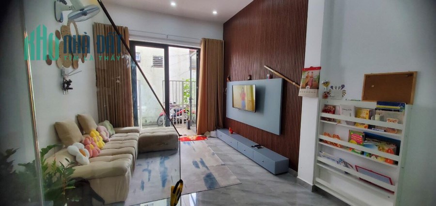 .Nhà Ông Ích Khiêm gần Cao Thắng 40m ra MT, 53m2, 2 tầng như mới