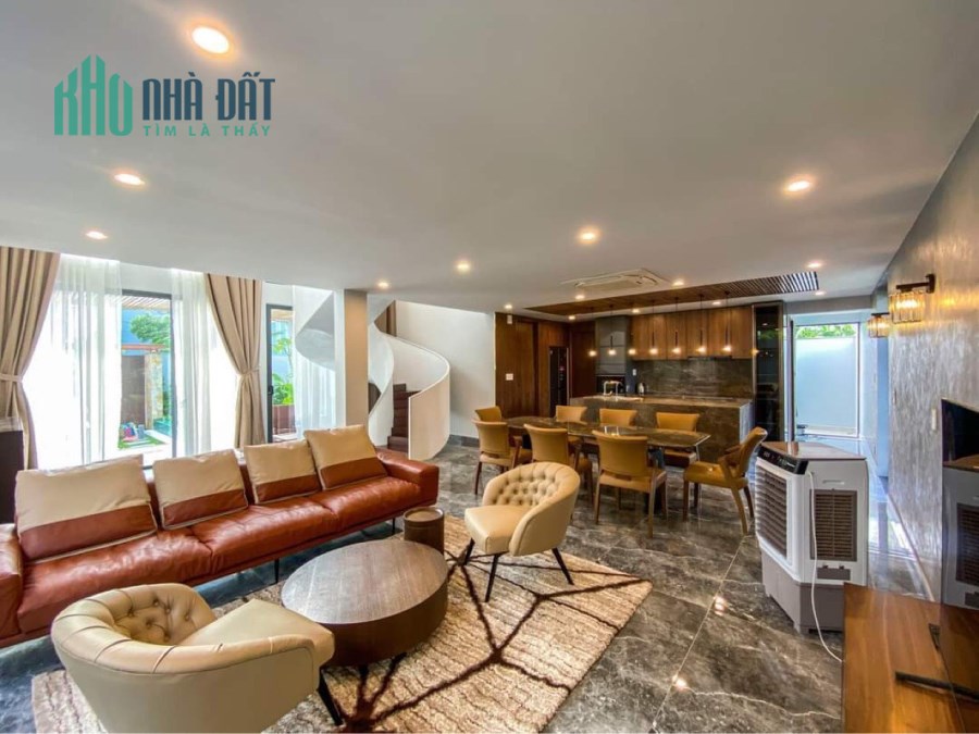 SIÊU PHẨM MỚI GIÁ CỰC TỐT GẤP BÁN BIỆT THỰ 2 MẶT TIỀN ĐƯỜNG 2 THÁNG 9   DIỆN TÍCH 300M2 GIÁ CHỈ 42