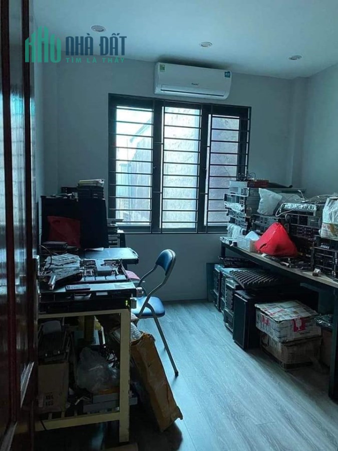 Cho thuê nhà mới xây giá rẻ phố Ngô Thì Sỹ, Phường Vạn Phúc, Hà Đông 35m 3 tầng mặt tiền 3,5 m