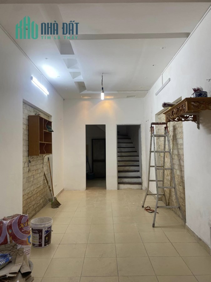 Cho thuê nhà Phố Vọng , 35mx 3 tầng. ở nhóm kết hợp kinh doanh online. 8,5tr