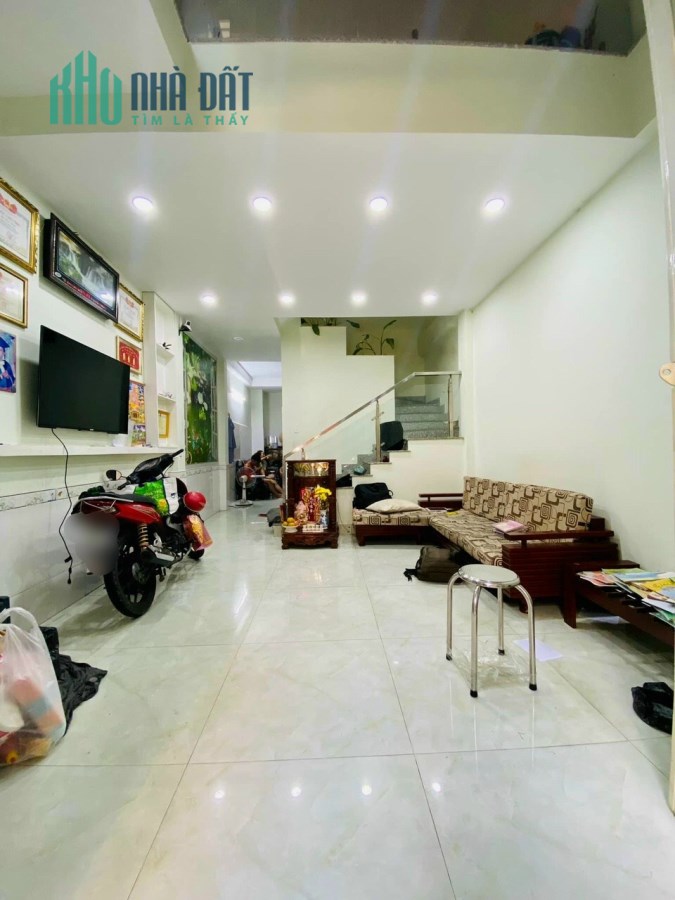 NGộp Bán Nhà Phường 8 - Tân Bình - 56m2 - 4 tấm đẹp ở liền