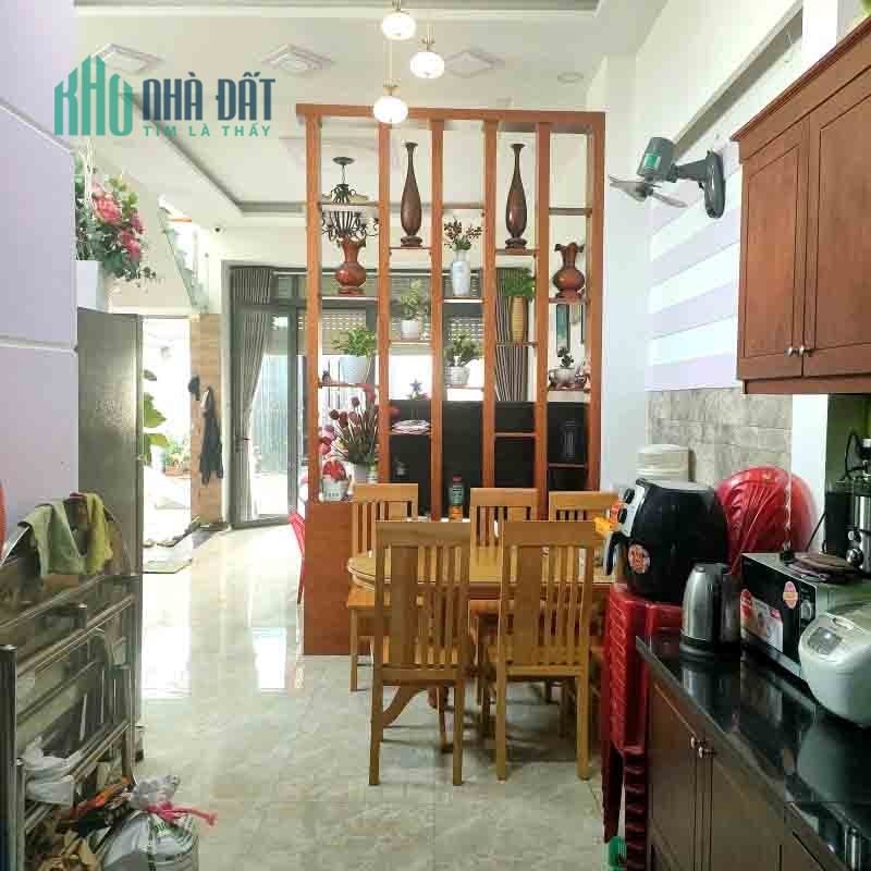 Bán Gấp Nhà HXH 60m2 4 Tầng  Khu Vip Trường Thọ Ngang Khủng 5m chỉ 5.3 tỷ Siêu Sang Giảm Mạnh 1.2 Tỷ