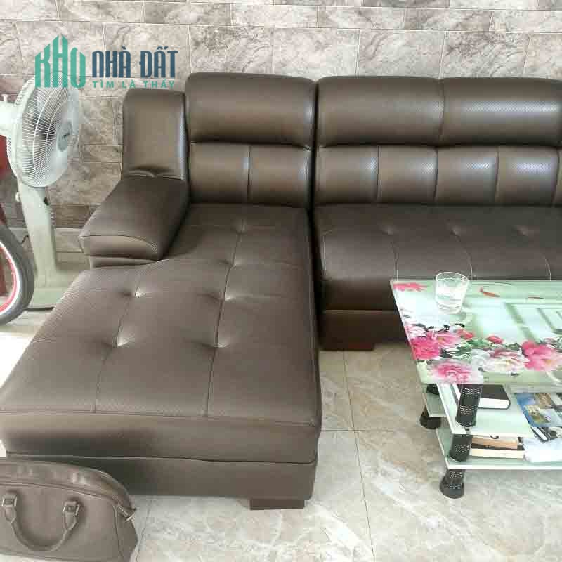 Bán Nhà Riêng 60m2 chỉ 5.3 Tỷ  HXH Gần Chợ Thủ Đức Đa Công Năng