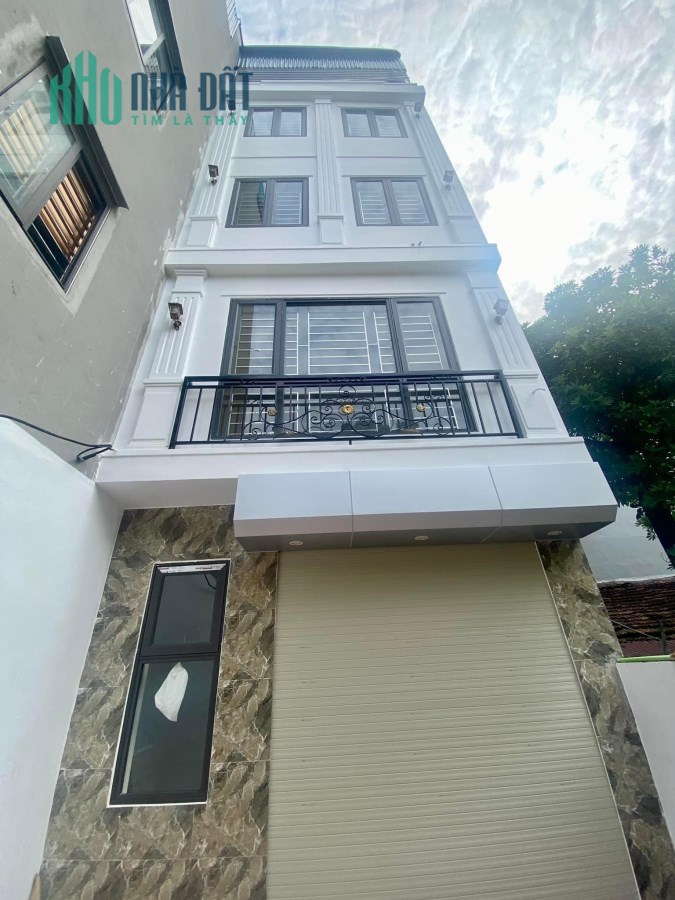 Nhà Thanh Đàm, Hoàng Mai 35M x 5 Tầng giá 2.85 Tỷ