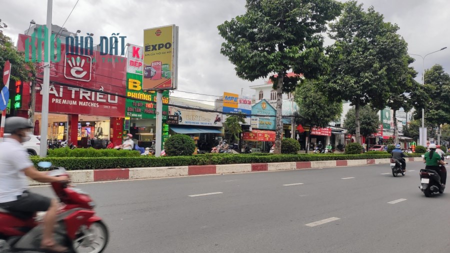 CHO THUÊ căn góc 2 mặt tiền ngay ngã tư đường Đồng Khởi biên hòa đồng nai
