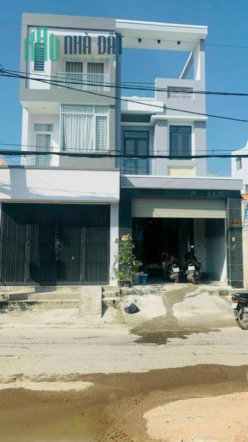 chính chủ cân bán nhà mặt tiên thạnh xuân 38 q12 tphcm
 nhà 2 lâu gí 4ty450 tr