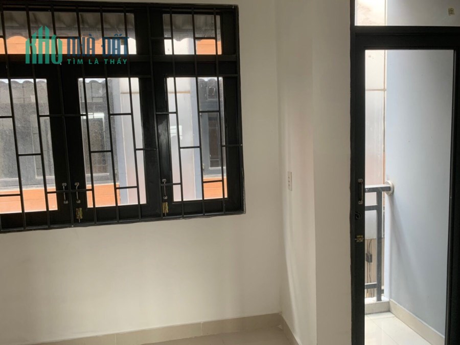 Chính chủ cần cho thuê nhà 1 trệt 2 lầu House – B4 Khu chuyên gia Lam Sơn, Đức Hòa, Long An