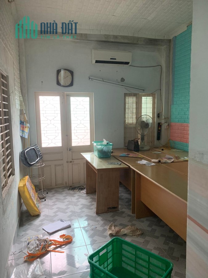 .Nhà Đinh Tiên Hoàng, 40m ra MT, thẳng thông, 32m2, 2 tầng, 1.x tỷ