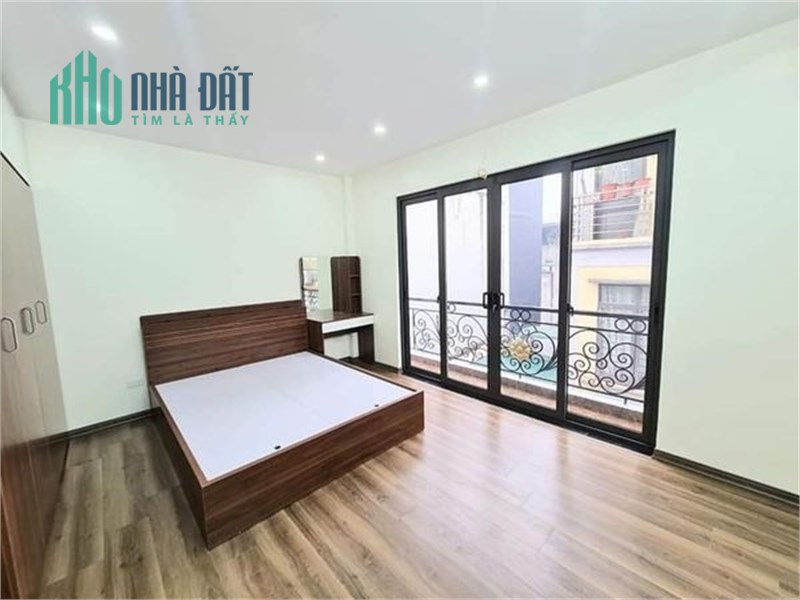 Phân Lô víp Hoàng Ngân kinh doanh đỉnh 6 tầng thang máy gara ở sướng