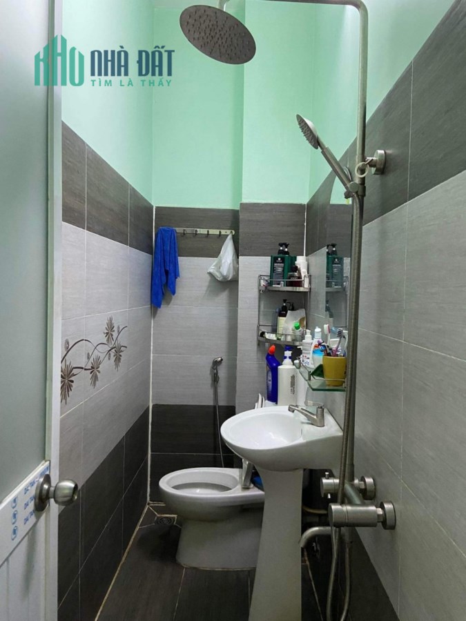 Trung tâm Q11 Lạc Long Quân 44m2 2 tầng 2 mặt hẻm nhỉnh 4 tỷ