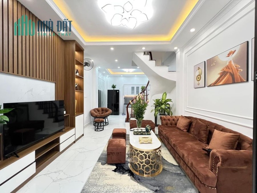 Bán nhà phân lô Lạc Trung , 35m2 x 5, gara ô tô, kinh doanh đỉnh cao, Hiếm nhà bán, nhỉnh 5  tỷ