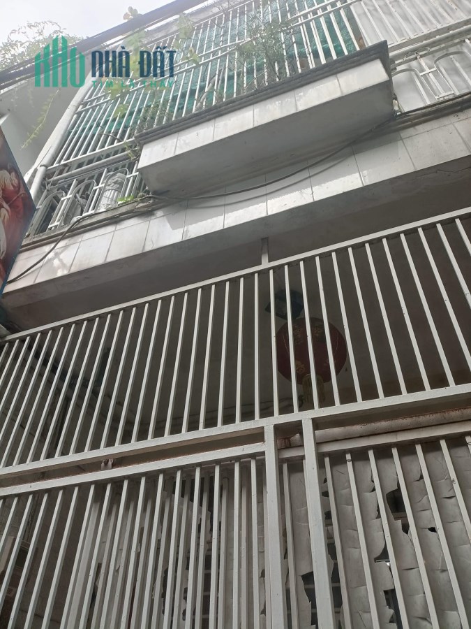 Nhà Đinh Tiên Hoàng. Thẳng 50m ra mặt tiền Ô đậu.  hơn 1 tỷ