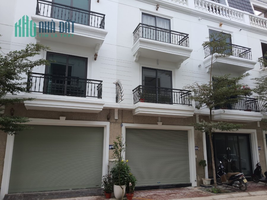Chính chủ nhà em cần bán nhà liền kề sổ đỏ sát KĐT Thanh Hà