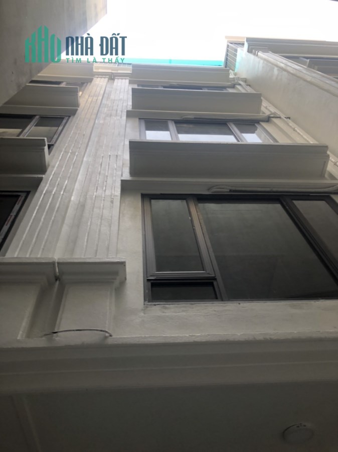 Bán Nhà Phố Xã Đàn Phường Phương Liên DT 45m 5 Tầng MT 3,8m chỉ 4,4 tỷ.