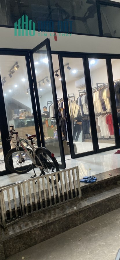 MAI ANH TUẤN-Đống Đa- 70m2-MT 7m- Ôto- KD- Giá nhỉnh 13 tỷ.LH 0984938423.