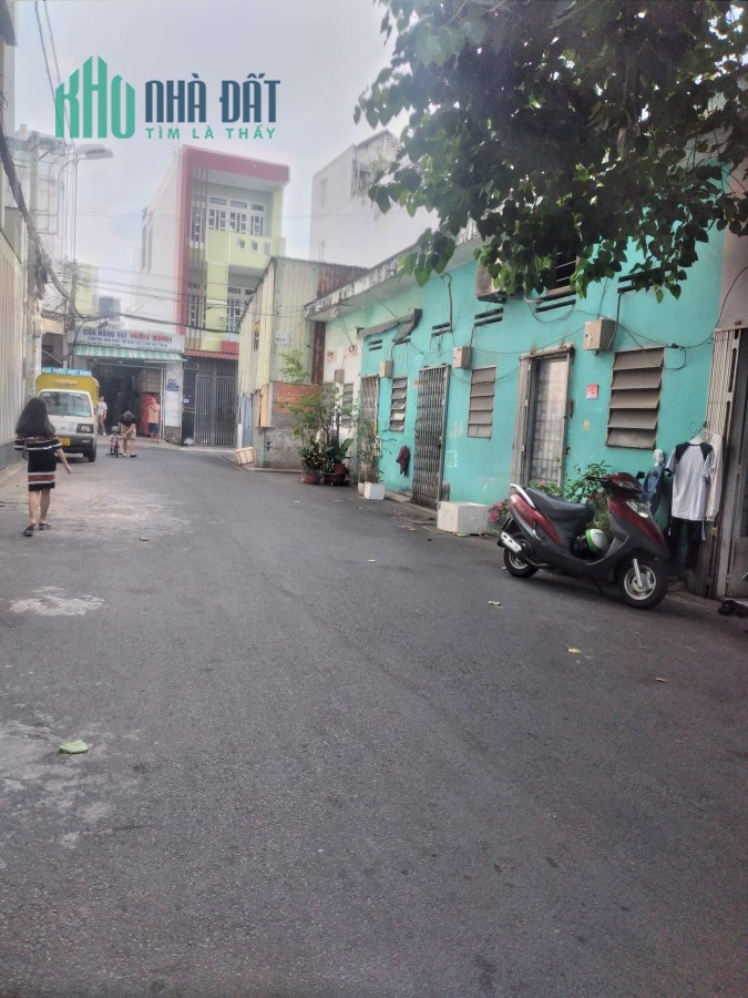TÂN BÌNH, HẺM XE HƠI THÔNG ĐƯỜNG PHẠM PHÚ THỨ 4X11M, NHÀ MỚI XÂY DỰNG KIÊN CỐ, CHỈ 4,5 TỶ CÒN TL TỐT