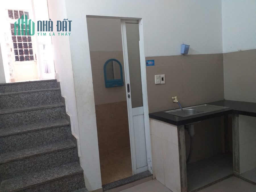 .Nhà Hoàng Diệu, Kiệt Ô tô Tránh, 50m ra MT, Mặt Chợ KD, 64m2, 2 tầng