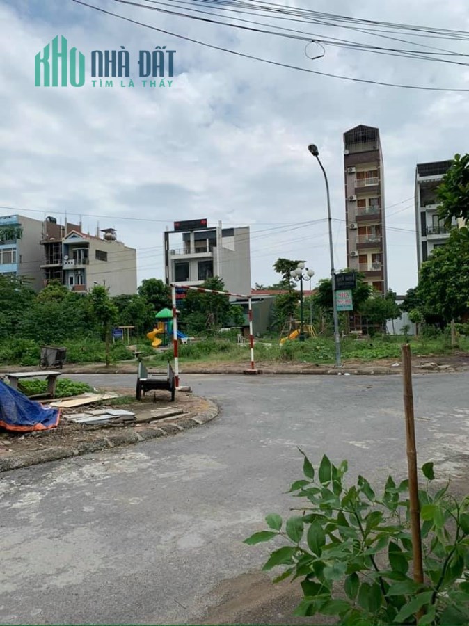 Bán đất dịch vụ Dương Nội, Hà Đông, 50m2, mt4.9m, đường 22m giá 5.4 tỷ