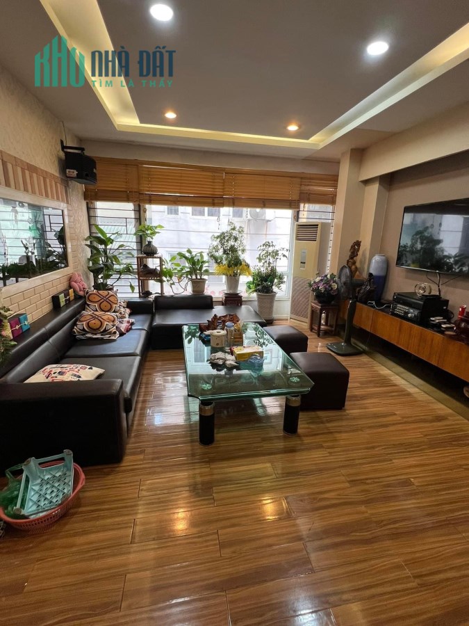 Nhà đẹp nhất phố Văn Quán Hà Đông 70m, 2 thoáng trước sau, giá chào 6.3 tỷ
