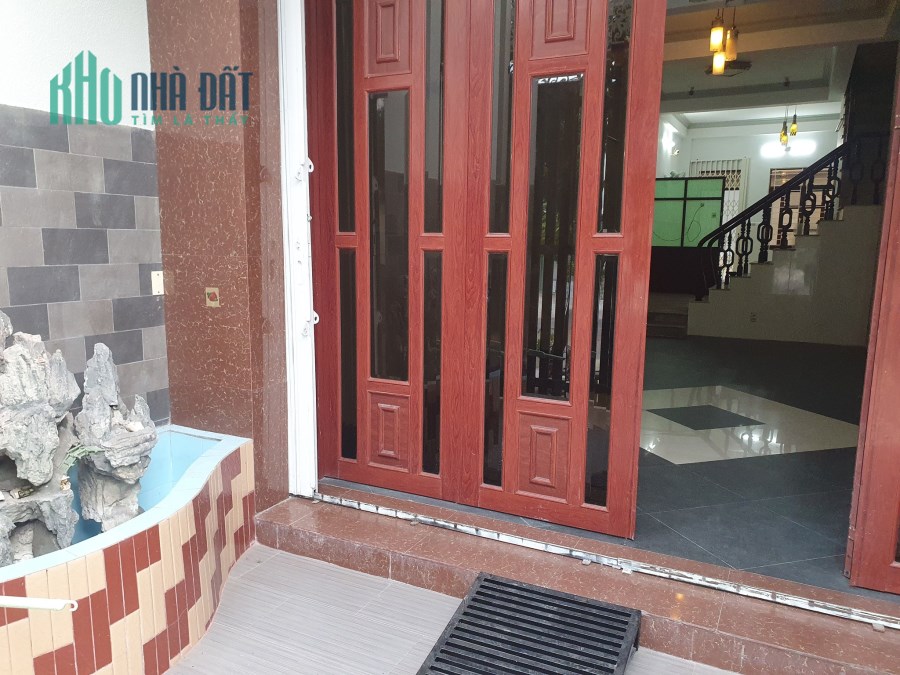 nhà 5 tầng, 6PN đường xe tải, cạnh khu tara tạ quang bửu / LH : 0901 370 397
