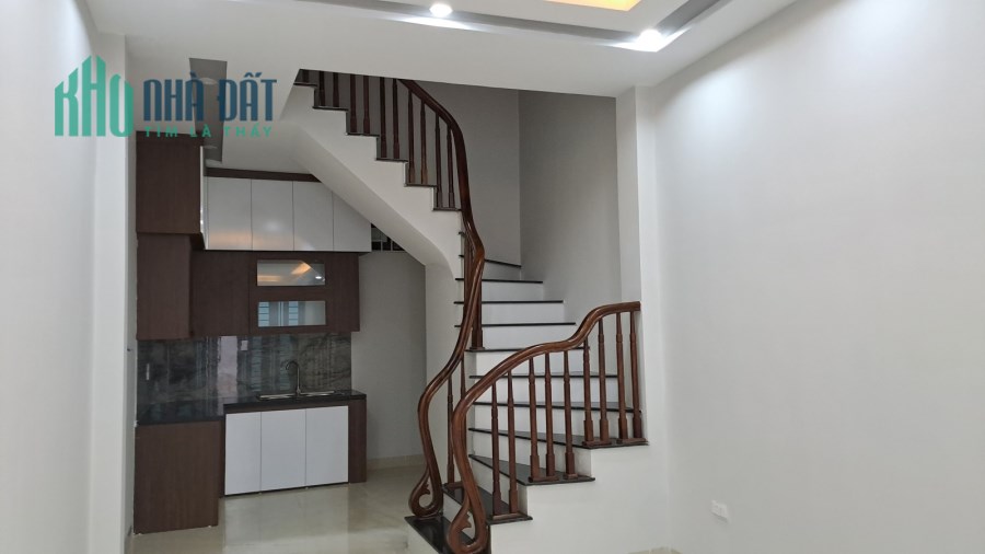 GIẢM THÊM 200TR CẦN BÁN CĂN NHÀ 4 TẦNG YÊN LỘ HÀ ĐÔNG THÀNH  PHỐ HÀ NỘI DT 38M: DTSD = 152M  GIÁ