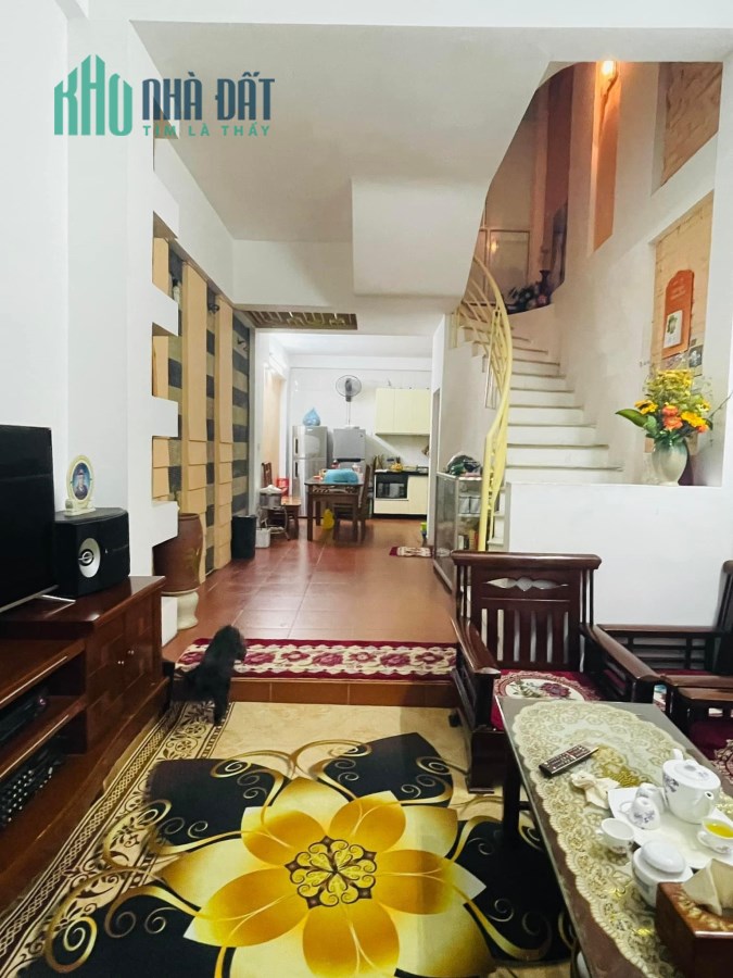 BÁN GẤP!!! NHÀ 4 TẦNG KHƯƠNG HẠ, NGÕ TO THOÁNG, DT 46M GIÁ 4.8 TỶ.