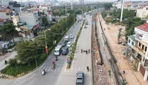 Bán nhà mặt phố Âu Cơ, Quận Tây Hồ, 122m2, nhà 2 mặt tiền. Giá 31,8 tỷ LH 0935628686