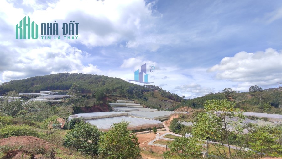Bán  lô đất Mặt tiền đường  Măng Lin- phường 7- tp. Đà Lạt.